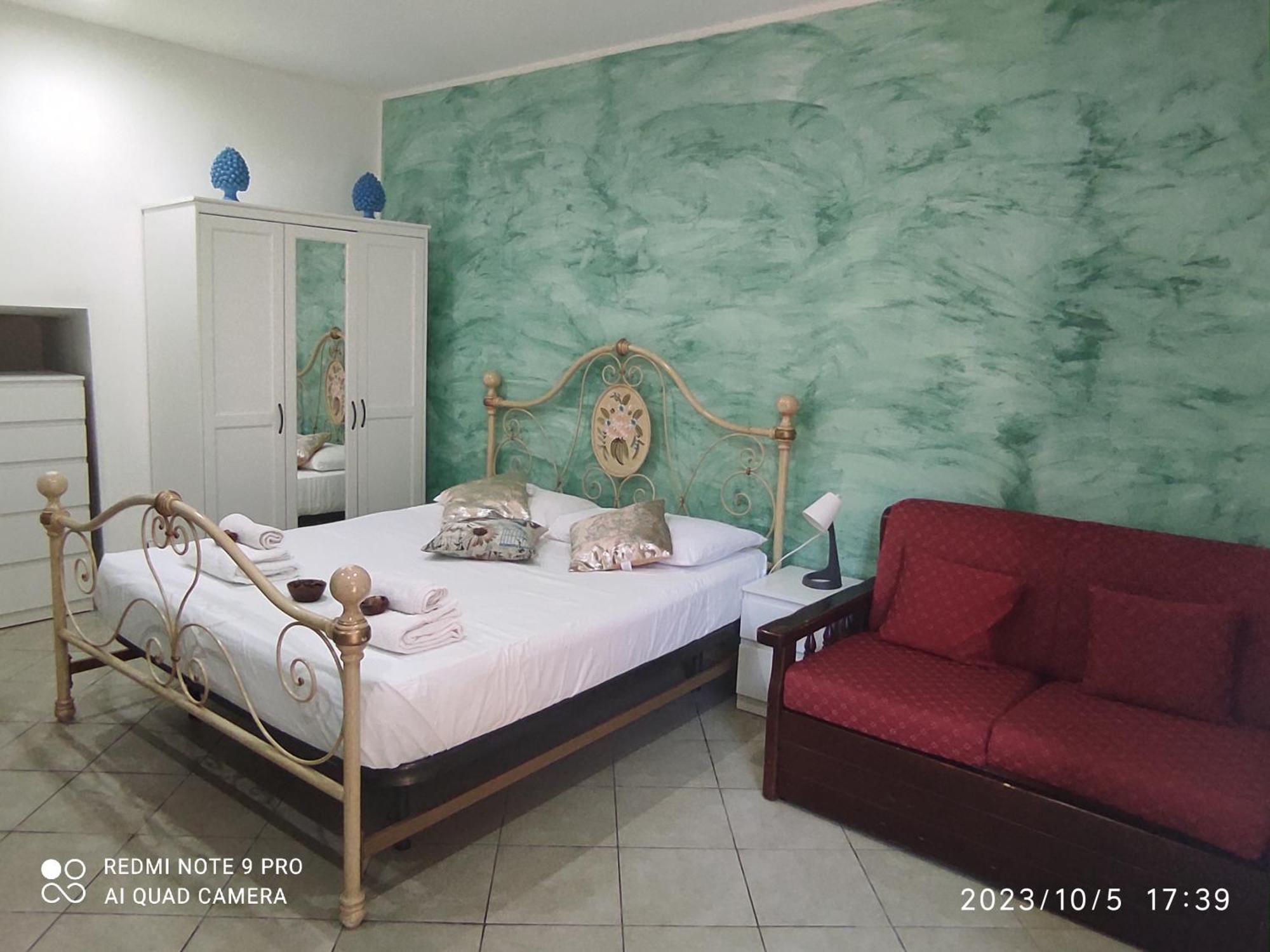 Valenti Bed and Breakfast Catania Esterno foto